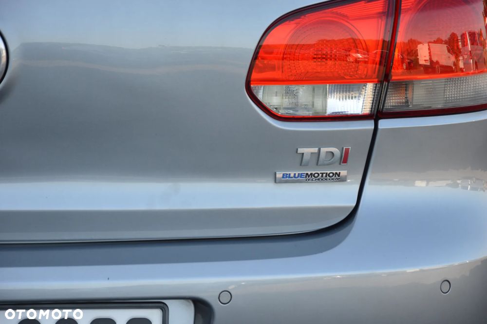 Volkswagen Golf - 17