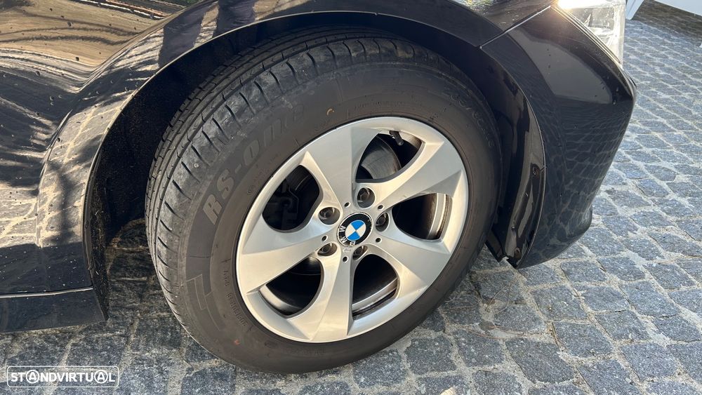 BMW 320 d Modern Line - 16