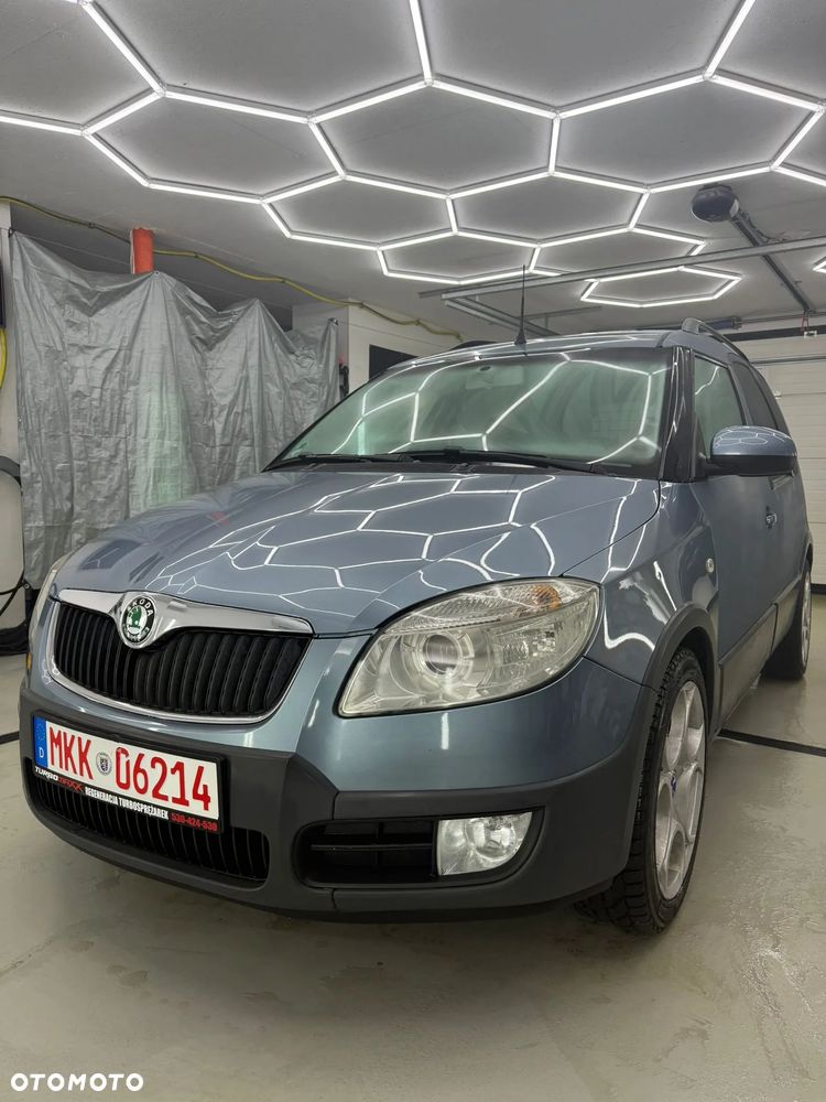 Skoda Roomster 1.4 16V Scout PLUS EDITION - 1