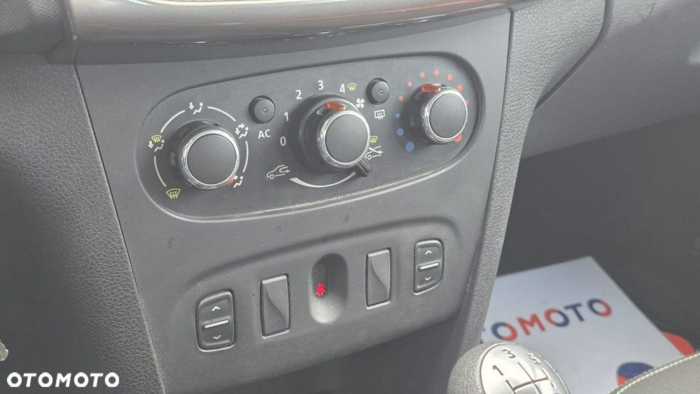 Dacia Sandero - 14