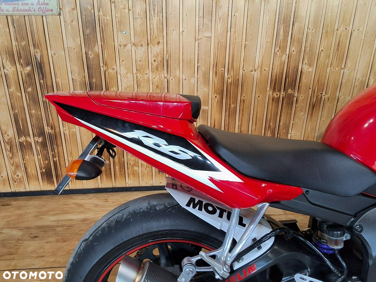 Yamaha R6 - 7
