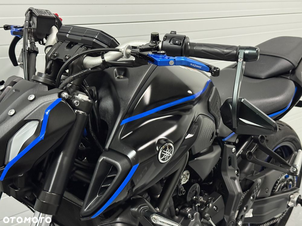 Yamaha MT - 27