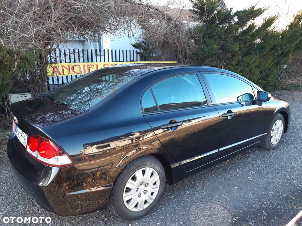 Honda Civic 1.8 Base - 4