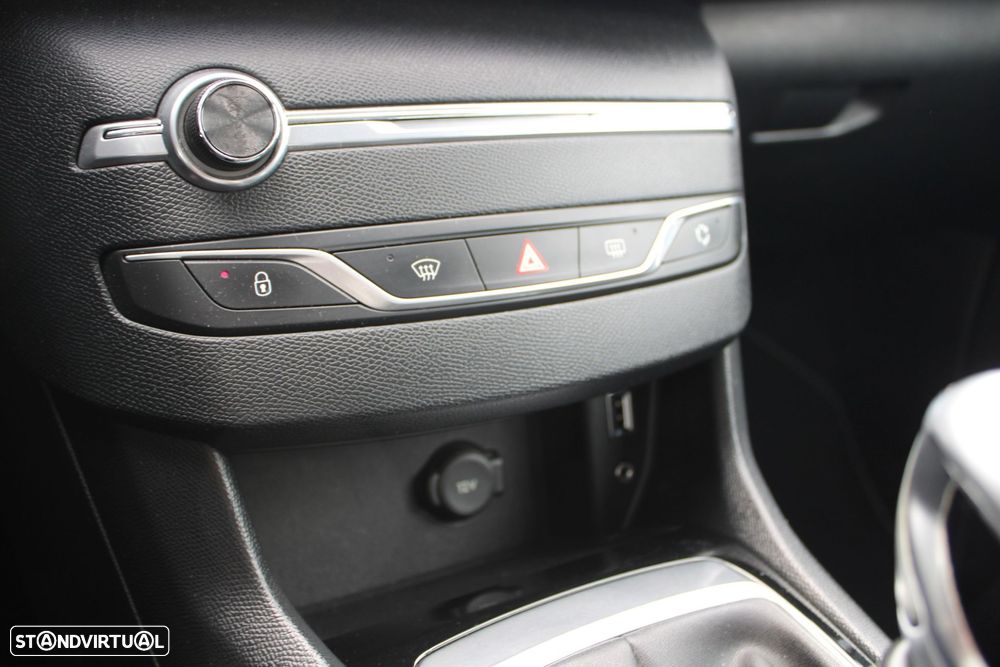 Peugeot 308 SW 1.6 e-HDi Active - 29