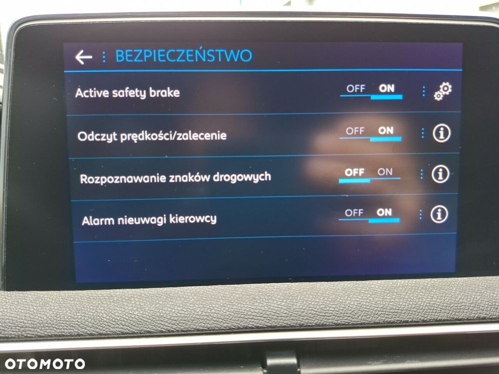 Peugeot 3008 - 22