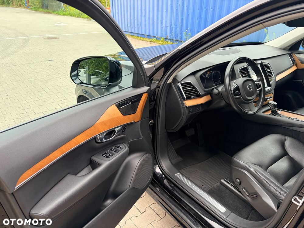 Volvo XC 90 T6 AWD Geartronic Momentum - 19
