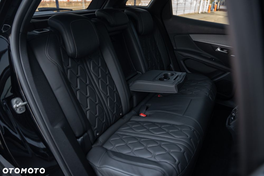 Peugeot 3008 1.6 PureTech Hybrid4 PHEV GT Pack S&S EAT8 - 36