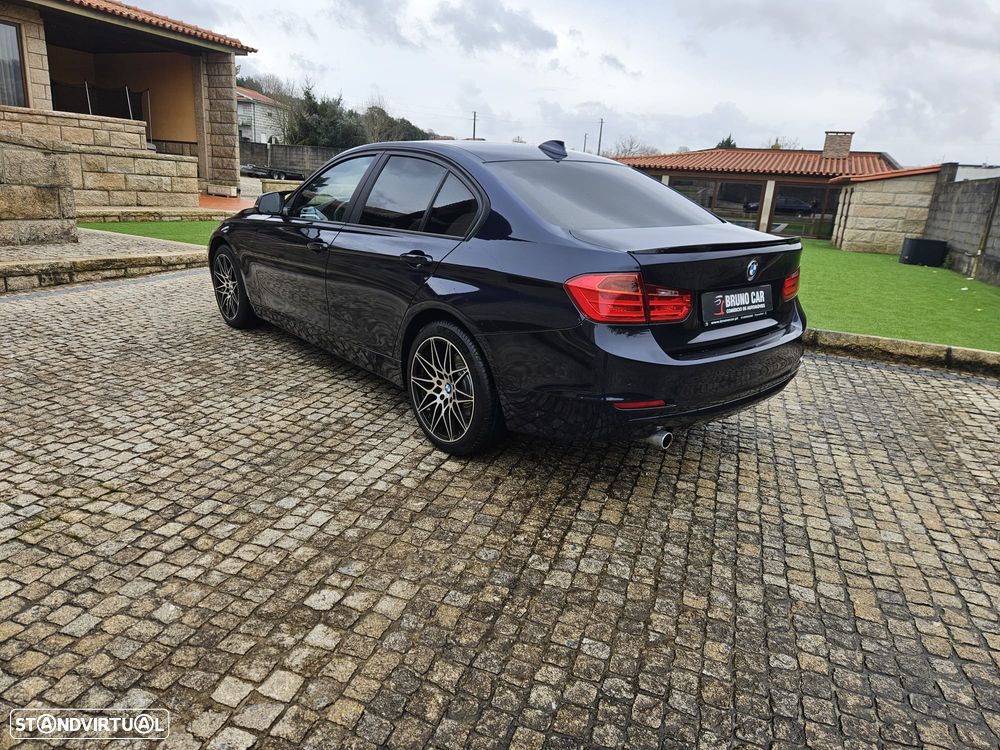 BMW 320 d EfficientDynamics Line Modern - 4