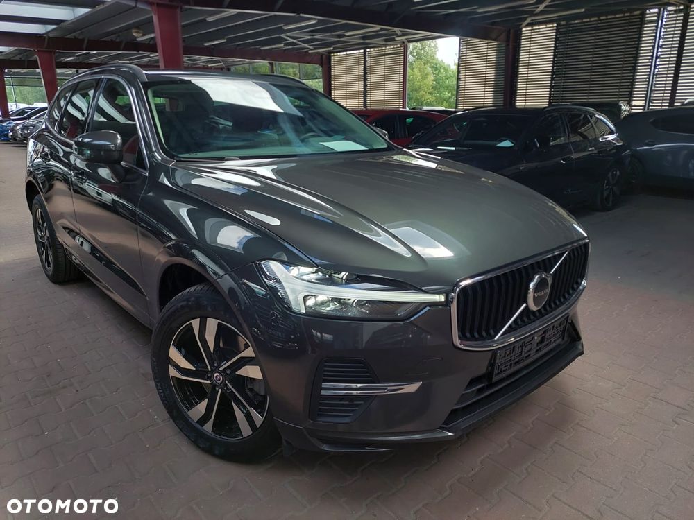 Volvo XC 60 B4 D AWD Momentum - 8