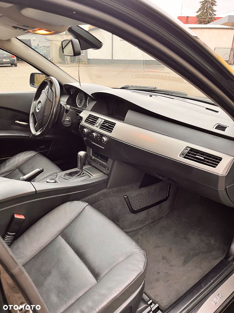 BMW Seria 5 - 16
