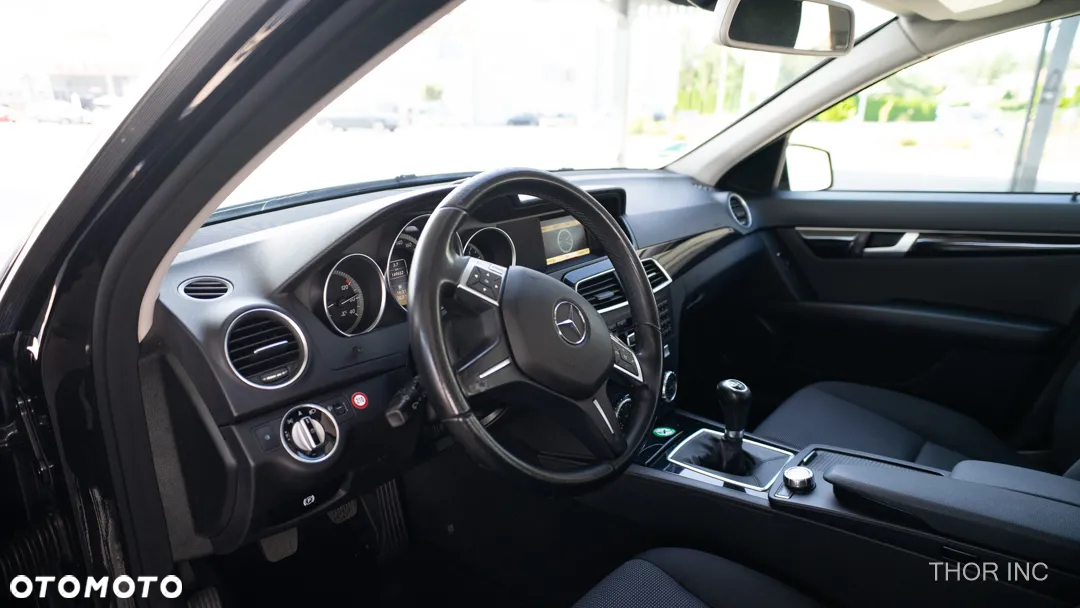 Mercedes-Benz Klasa C 180 Kompressor Elegance - 29