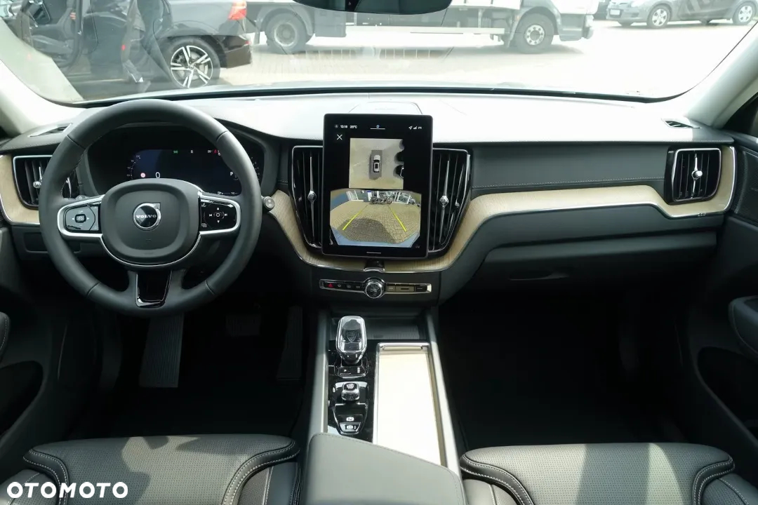 Volvo XC 60 B5 B AWD Core - 11