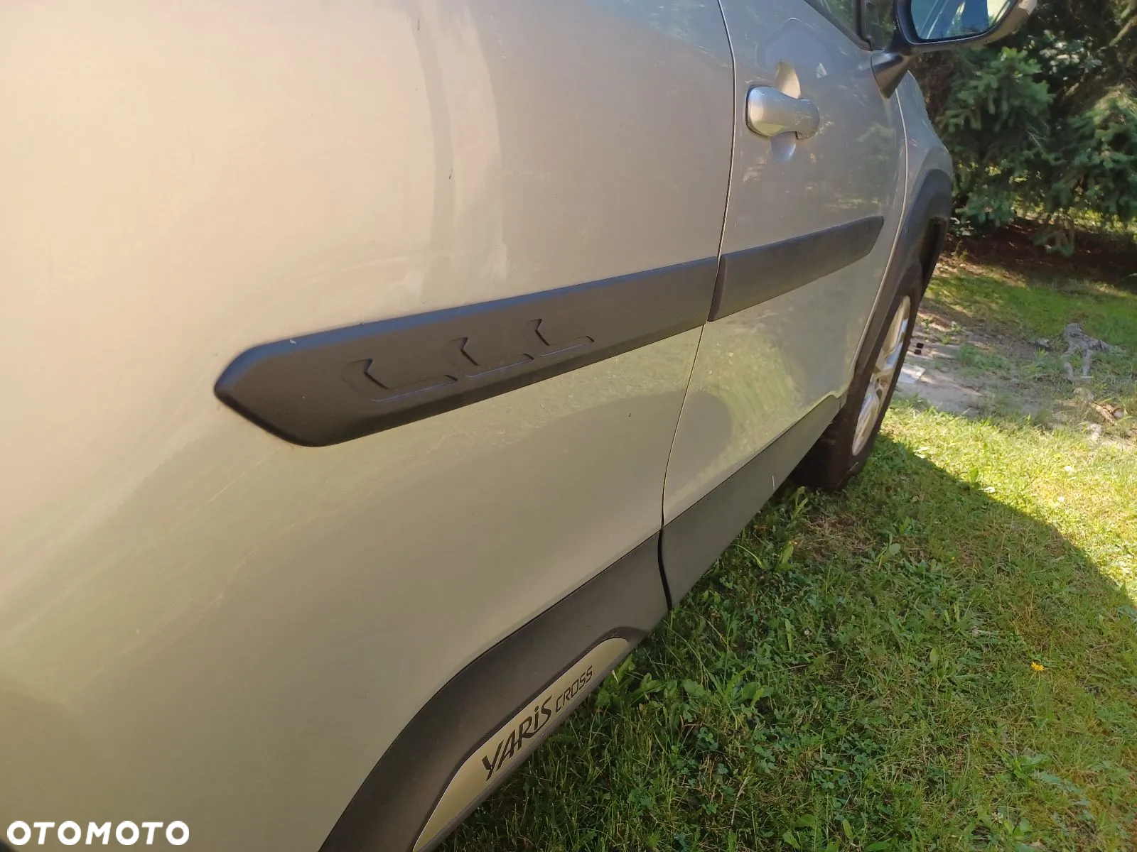 Toyota Yaris 1.5 Comfort CVT - 2