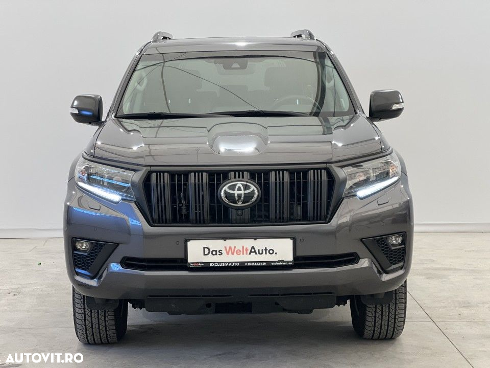 Toyota Land Cruiser - 2