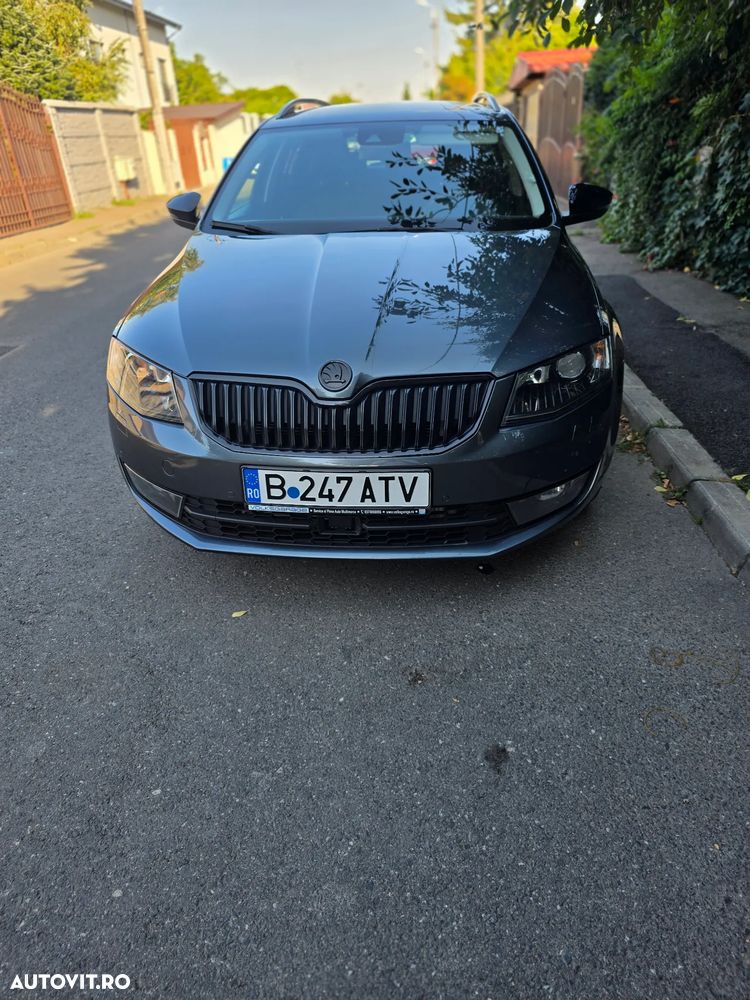 Skoda Octavia 1.6 TDI DSG Ambition - 2