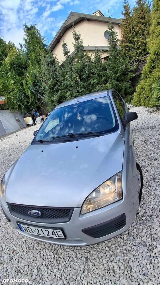 Ford Focus 1.4 Ambiente - 1
