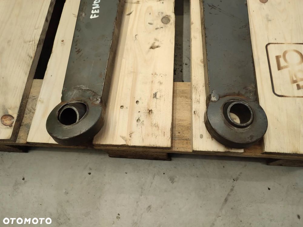 Dolne ramię podnośnika Fendt 716 - 5