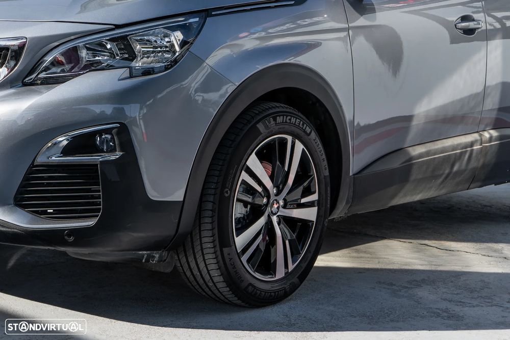 Peugeot 3008 PureTech 130 Stop & Start GPF Active Business-Pack - 4