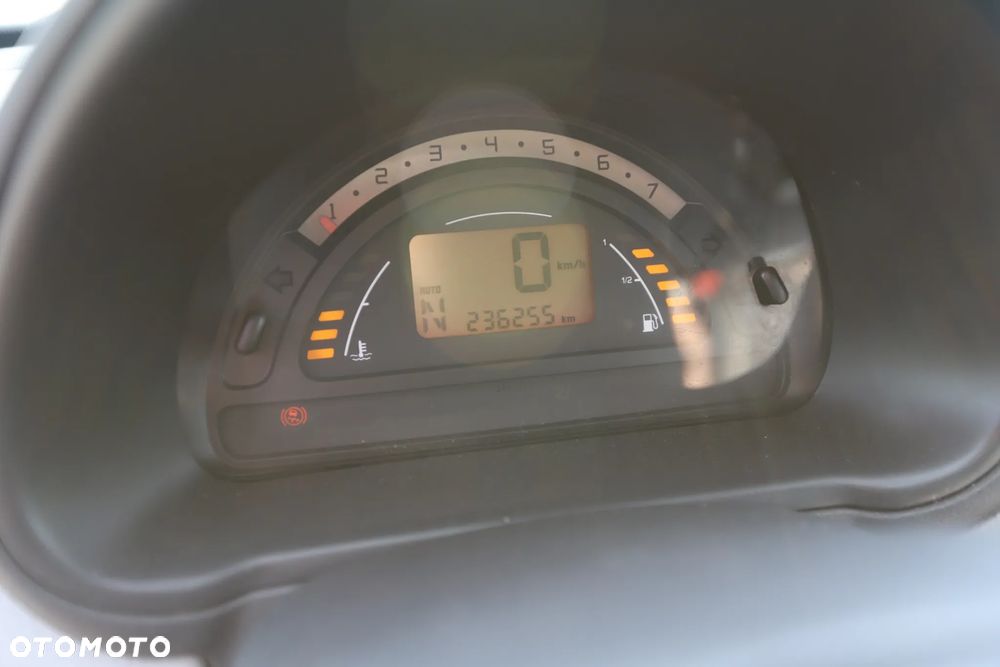 Citroën C3 Pluriel - 8