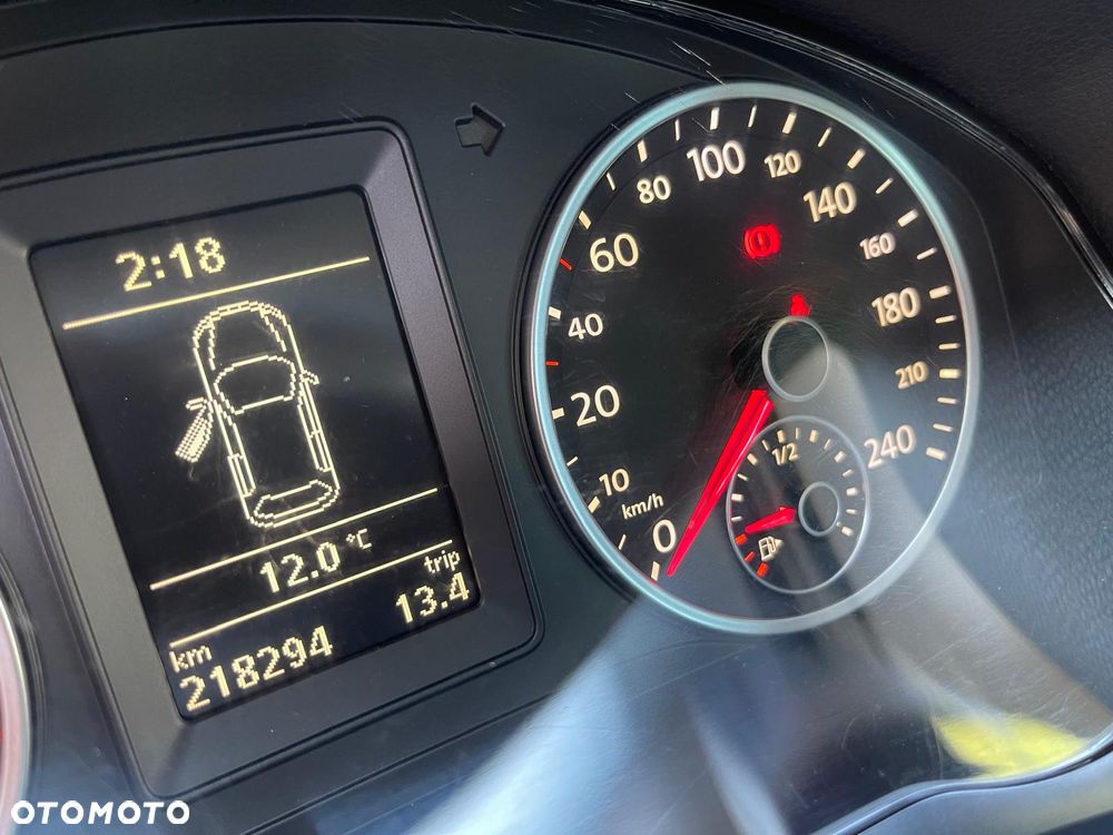 Volkswagen Tiguan 2.0 TDI DPF BlueMotion Technology Sport & Style - 15