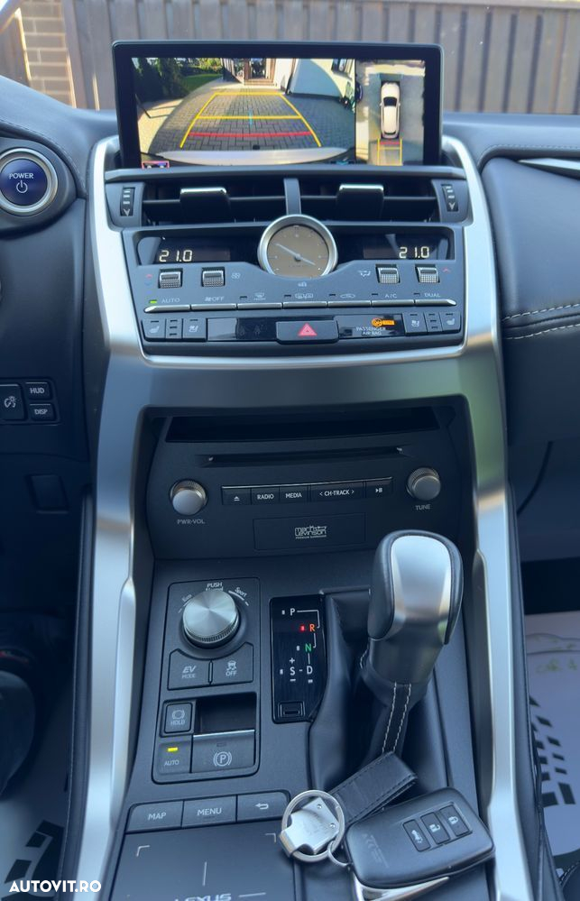 Lexus Seria NX 300h E-FOUR Luxury Line - 8
