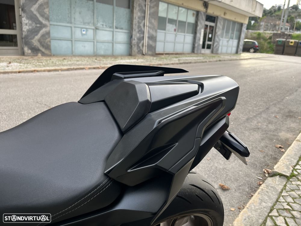 Honda CB 650 R - ESCAPE AKRAPOVIC - DESDE 109 EUR / MÊS !! - 19