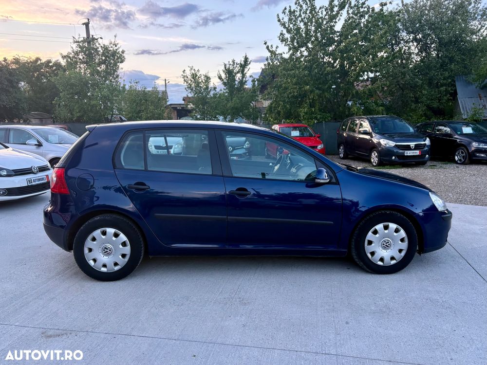 Volkswagen Golf - 4