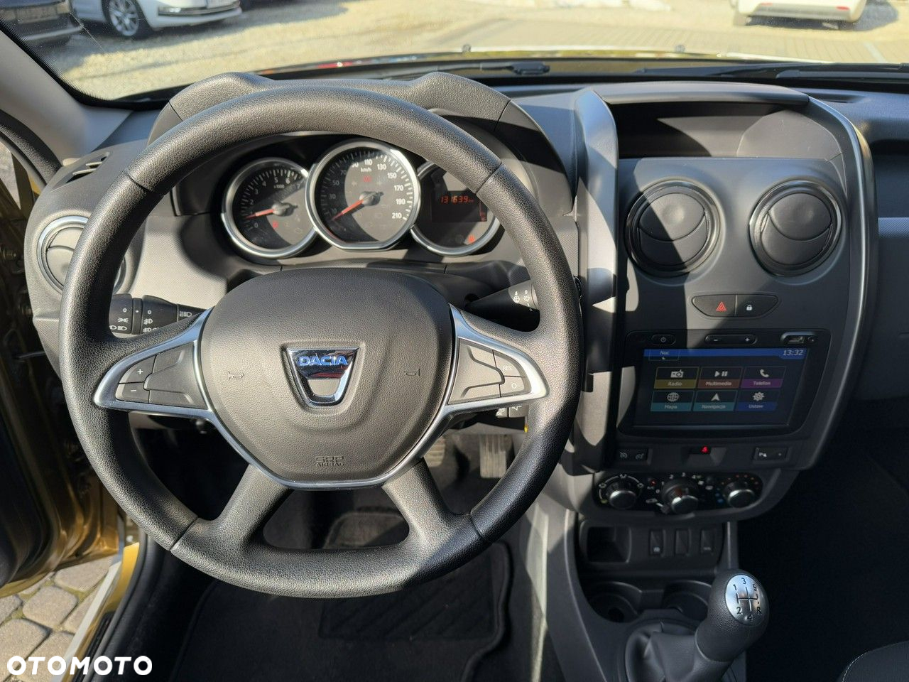 Dacia Duster 1.6 SCe Comfort - 17