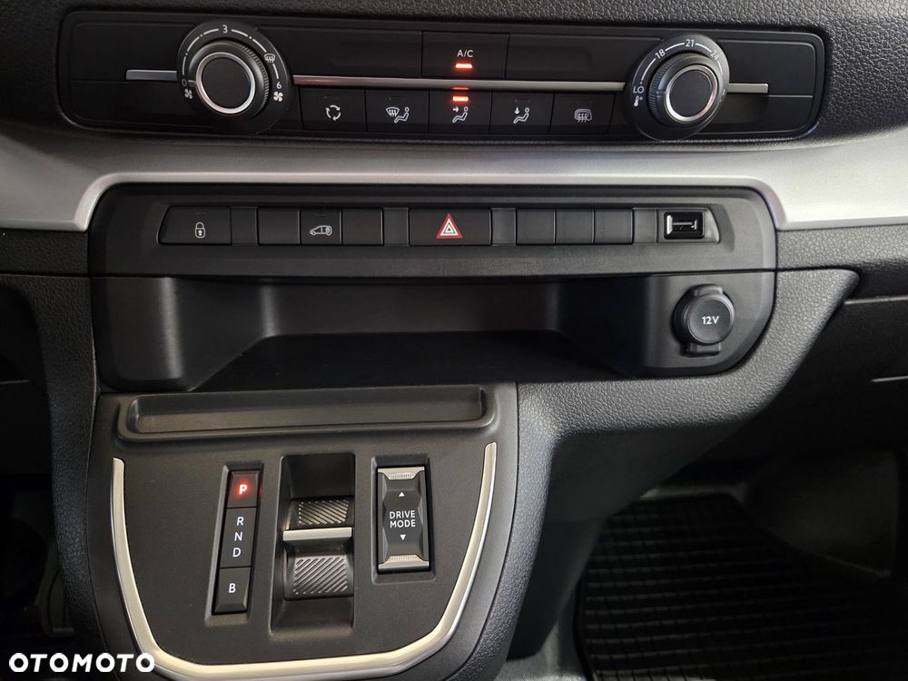 Opel Vivaro - 15