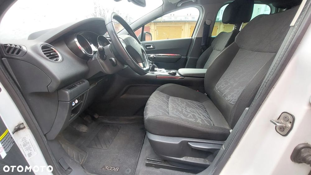 Peugeot 3008 155 THP Premium - 21