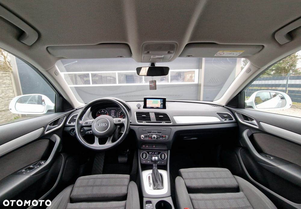 Audi Q3 2.0 TDI S tronic design - 25