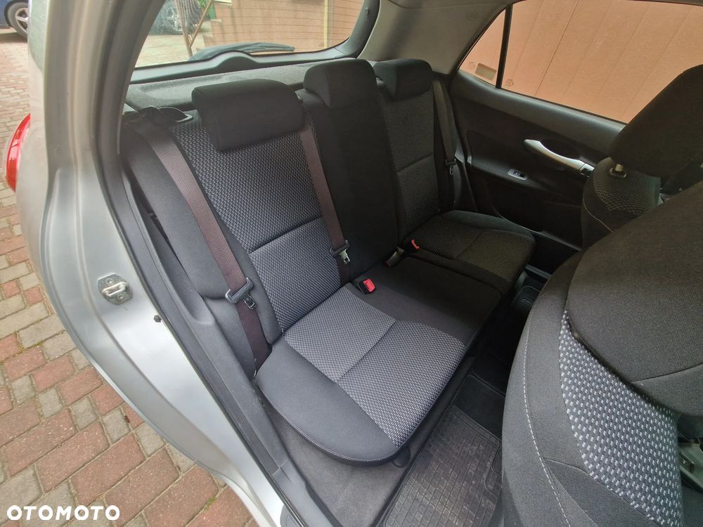 Toyota Auris 1.6 Premium - 10