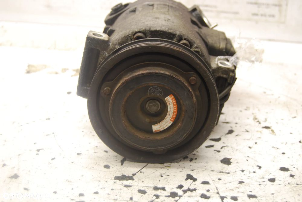 KOMPRESOR SPRĘŻARKA KLIMATYZACJI 8D0260805B AUDI A4 B5 1.6 VW PASSAT B5 8D0260805J SKODA SUPERB I 1.8 TURBO - 6