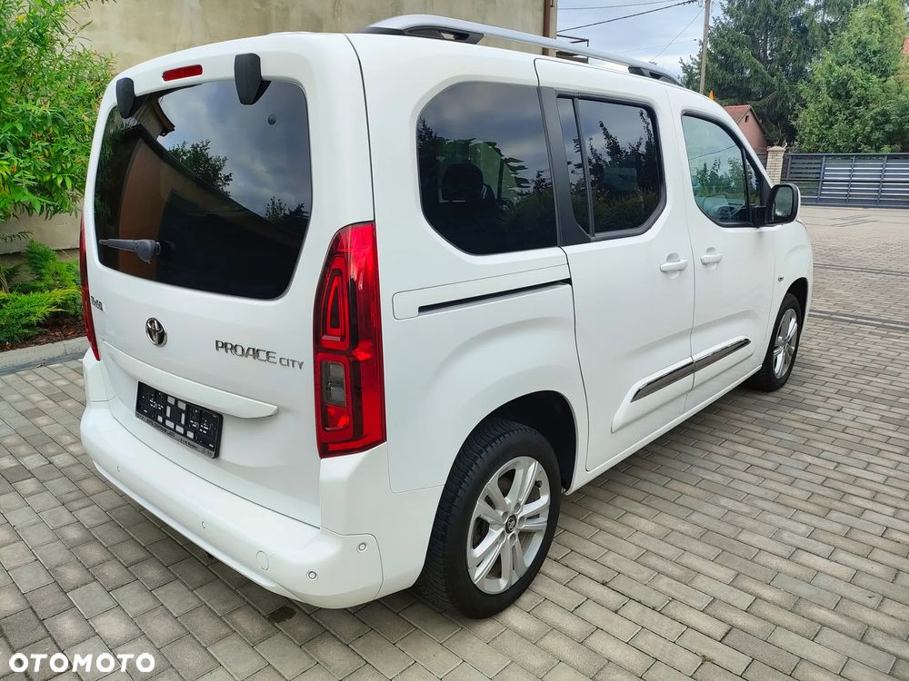 Toyota Proace City Verso 1.2 Turbo L2 Team Deutschland - 3