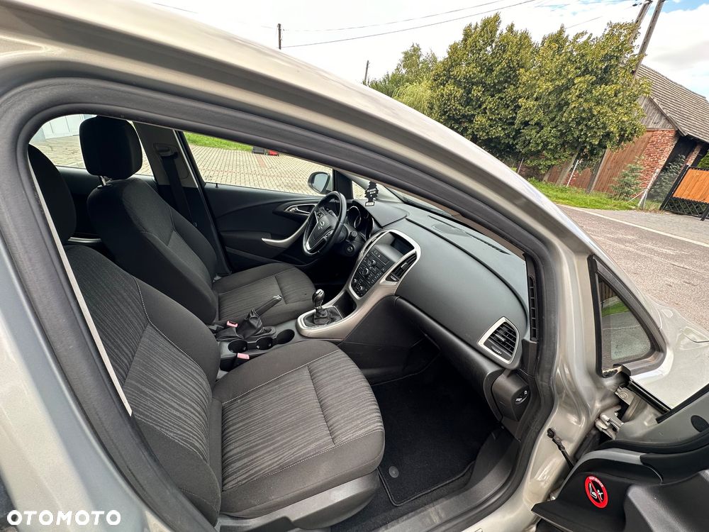 Opel Astra 1.4 Selection - 16