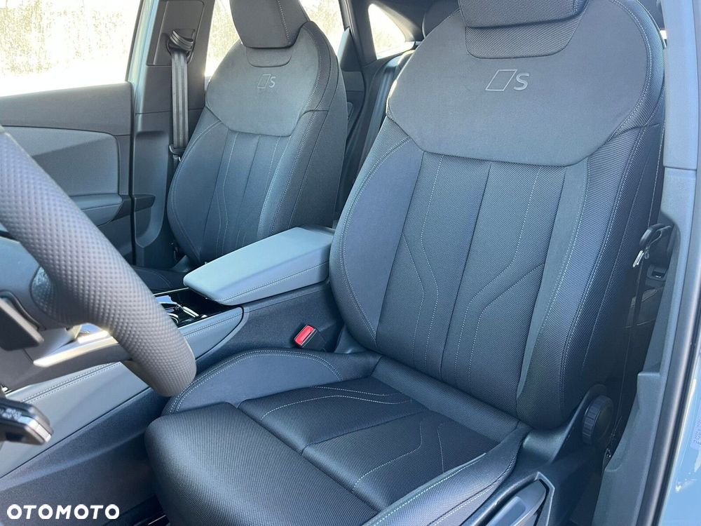 Audi Q3 Sportback - 11