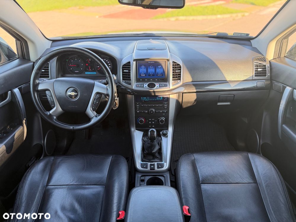 Chevrolet Captiva 2.2 D LT+ - 14