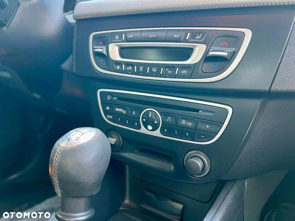 Renault Fluence 1.5 dCi Expression - 12