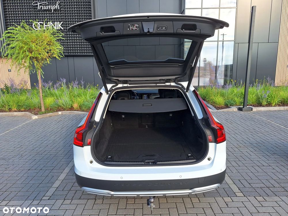 Volvo V90 Cross Country B5 D AWD Pro - 13