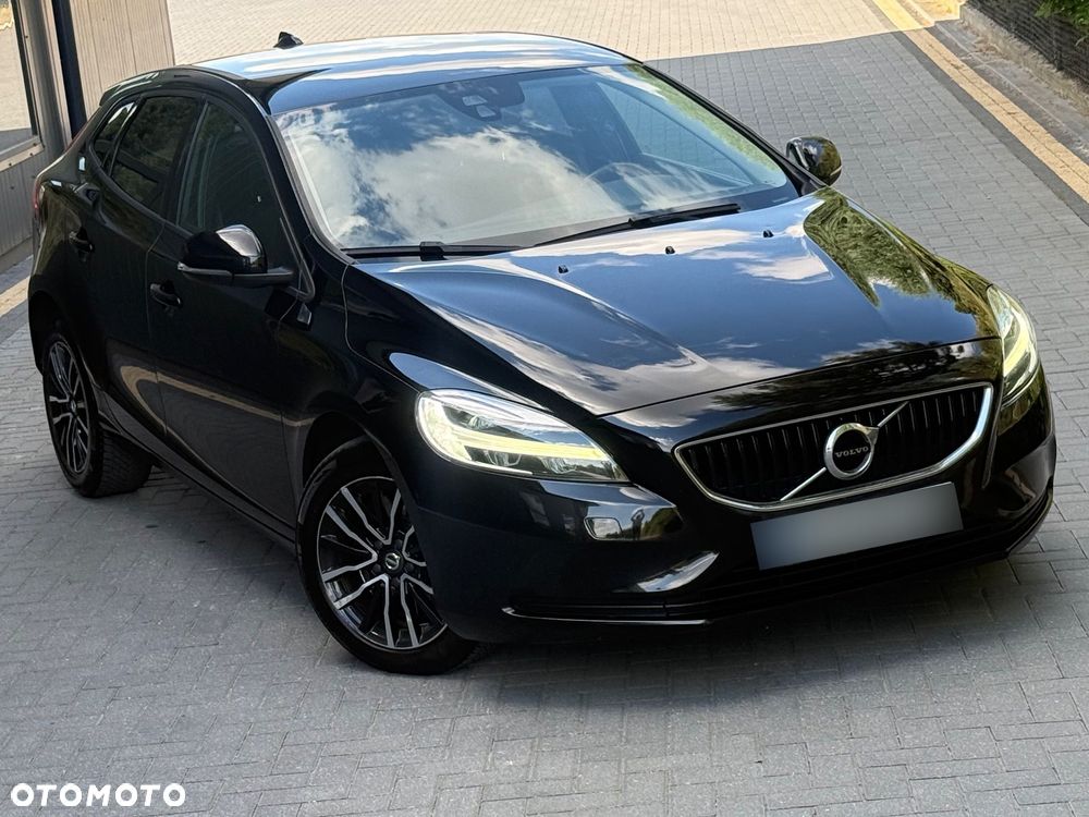 Volvo V40 - 18