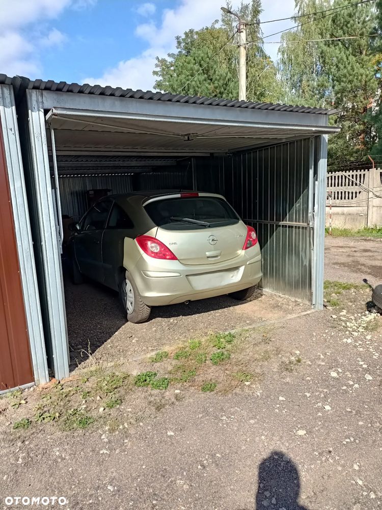 Opel Corsa 1.2 16V Cosmo - 3