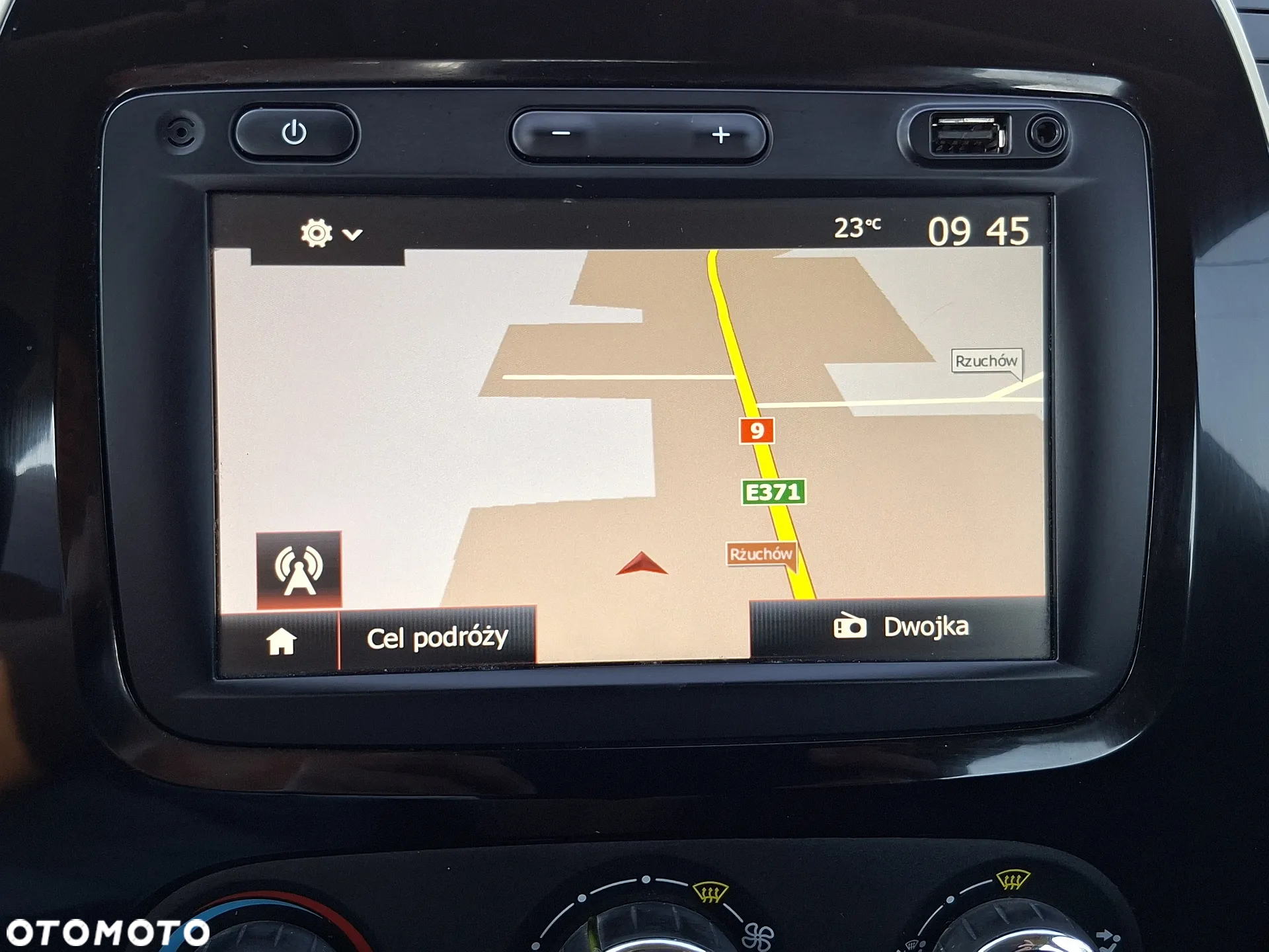 Renault Captur - 16