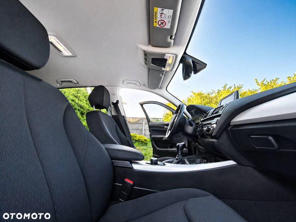 BMW Seria 1 - 17
