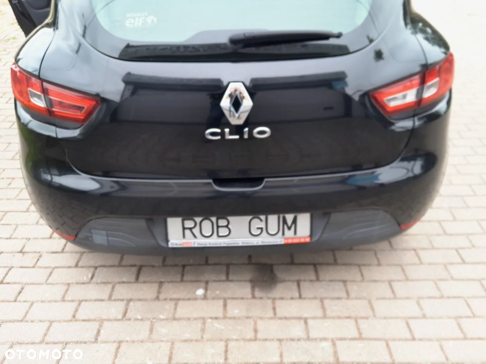 Renault Clio 1.2 16V 75 LIMITED - 22