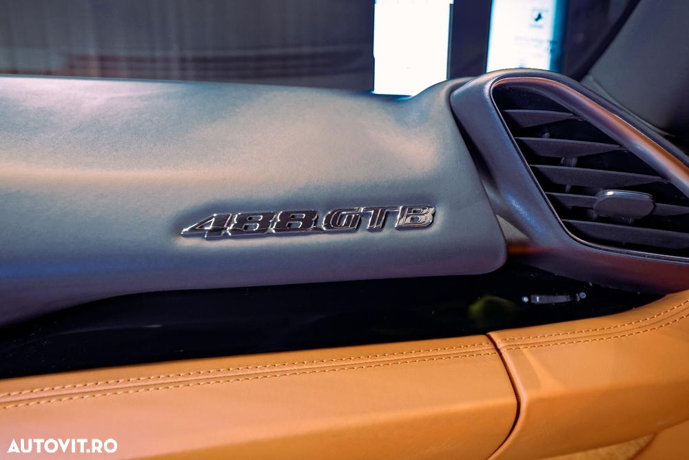 Ferrari 488 GTB - 19