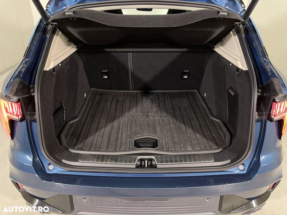 Lynk&Co 01 - 15