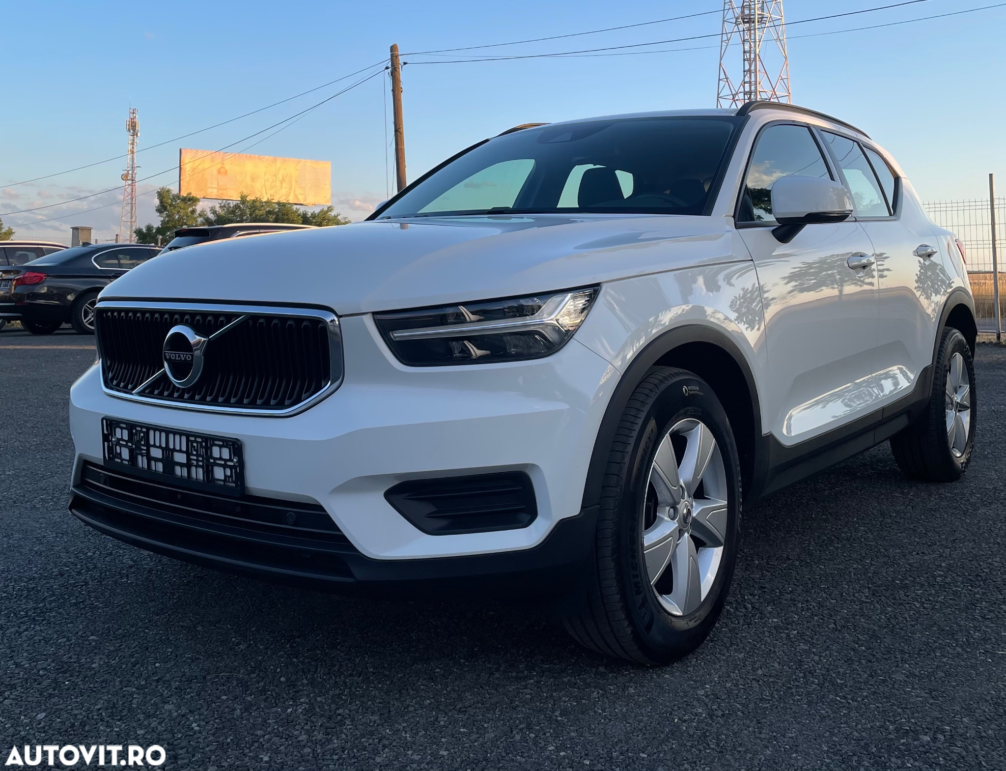 Volvo XC 40 T2 AT8 Momentum - 7
