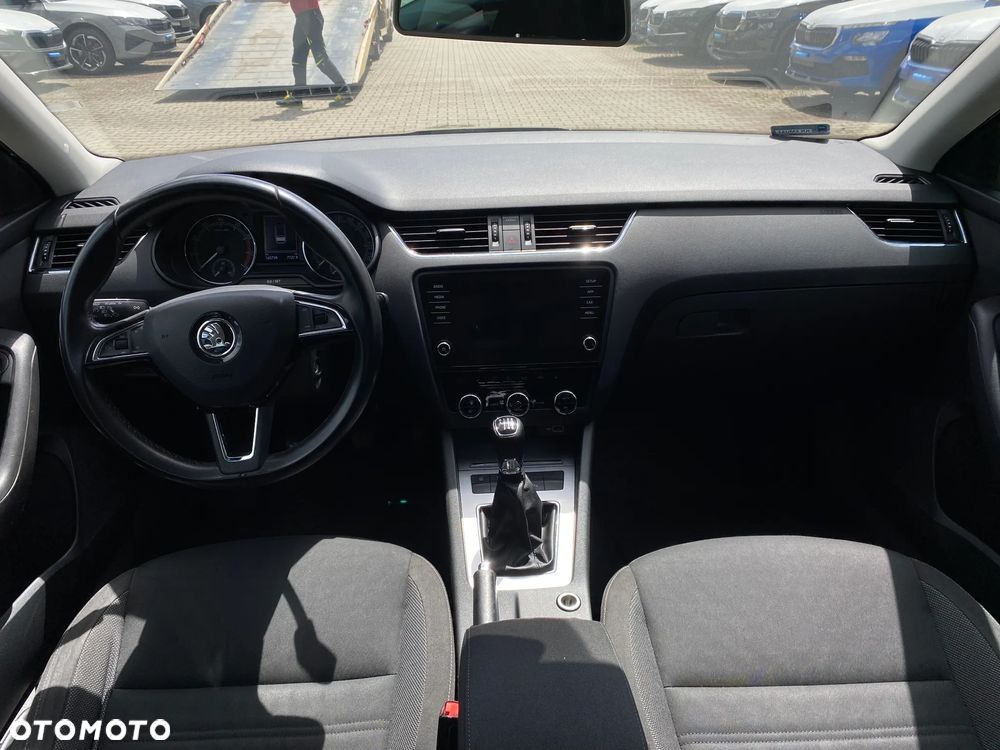 Skoda Octavia 1.5 TSI ACT Ambition - 11