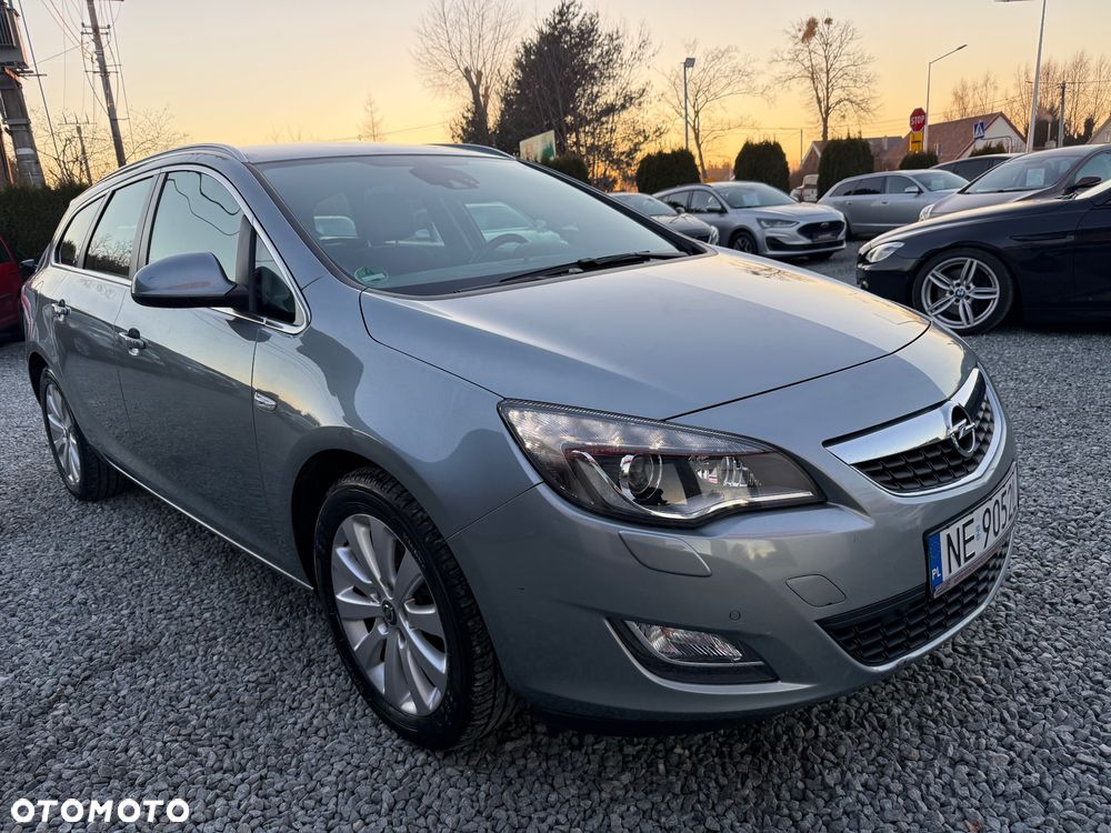 Opel Astra 2.0 CDTI DPF Design Edition - 9