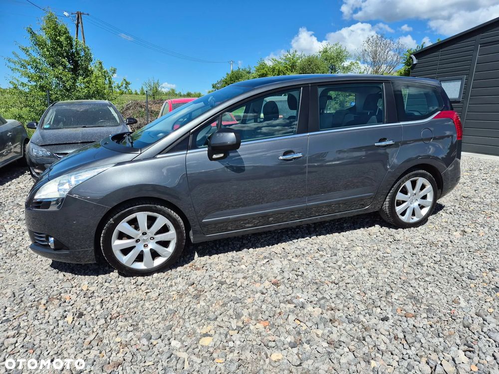Peugeot 5008 - 6